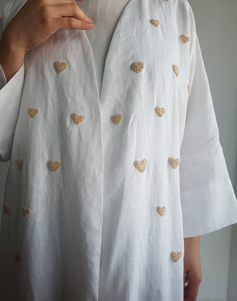 Hearts Abaya (White)